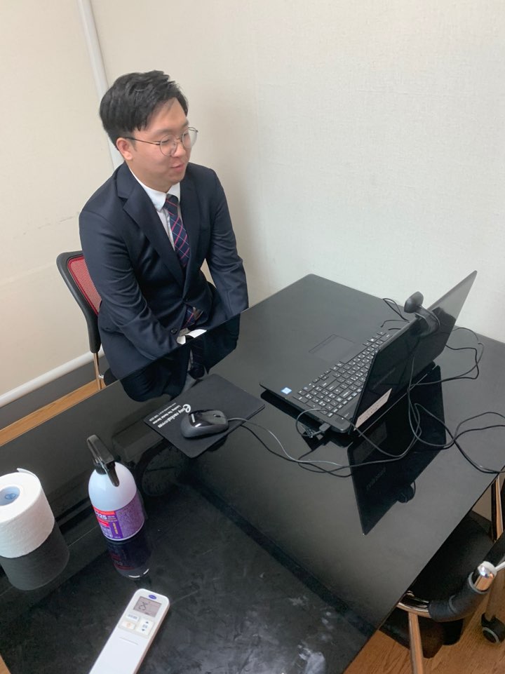 호텔 1기 송한진.jpg