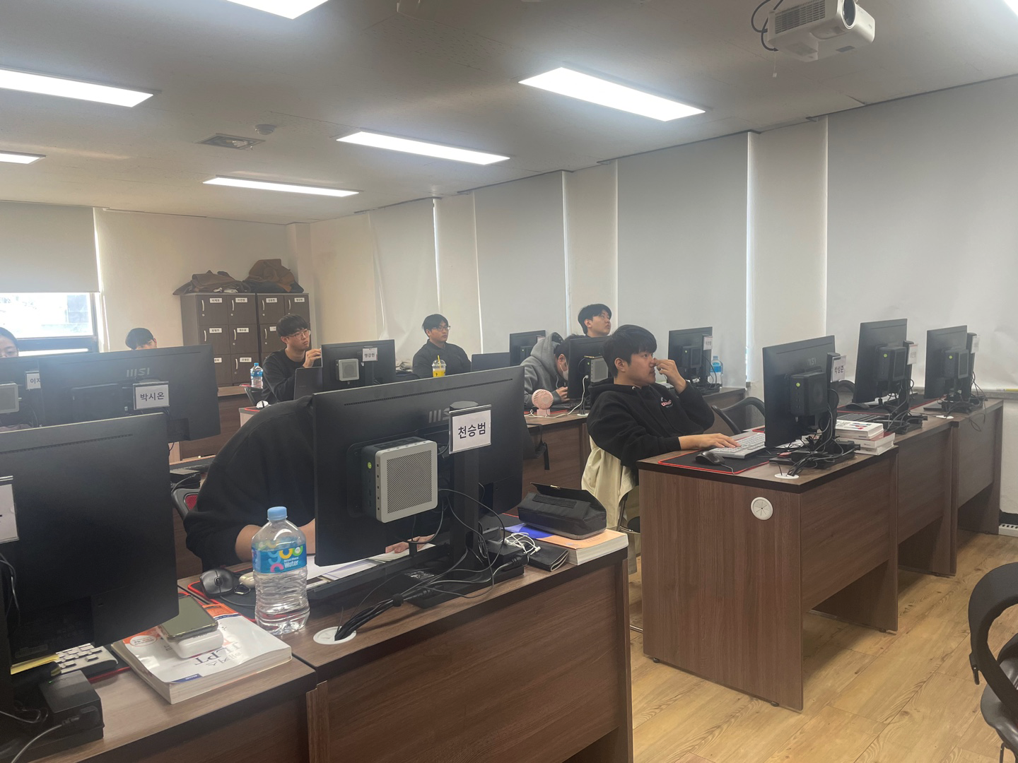 KakaoTalk_20241122_125203568_05.png