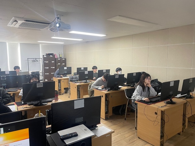 KakaoTalk_20250123_153536839_03.jpg