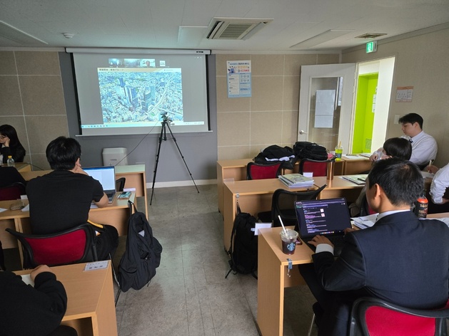 KakaoTalk_20250422_151930361_04.jpg