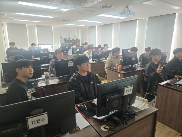 KakaoTalk_20251110_144139561_03.jpg