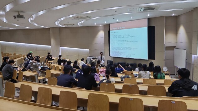 20220428_동남보건대학교 설명회(2).jpg