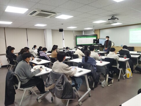 20221213_유한대학교_설명회(1).jpg