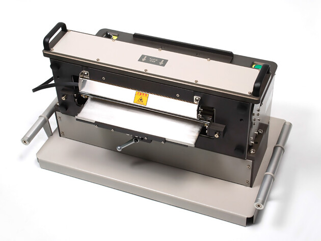 Rotary Cutter AR-RC3050.jpg
