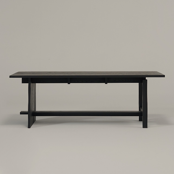dining table 4.png